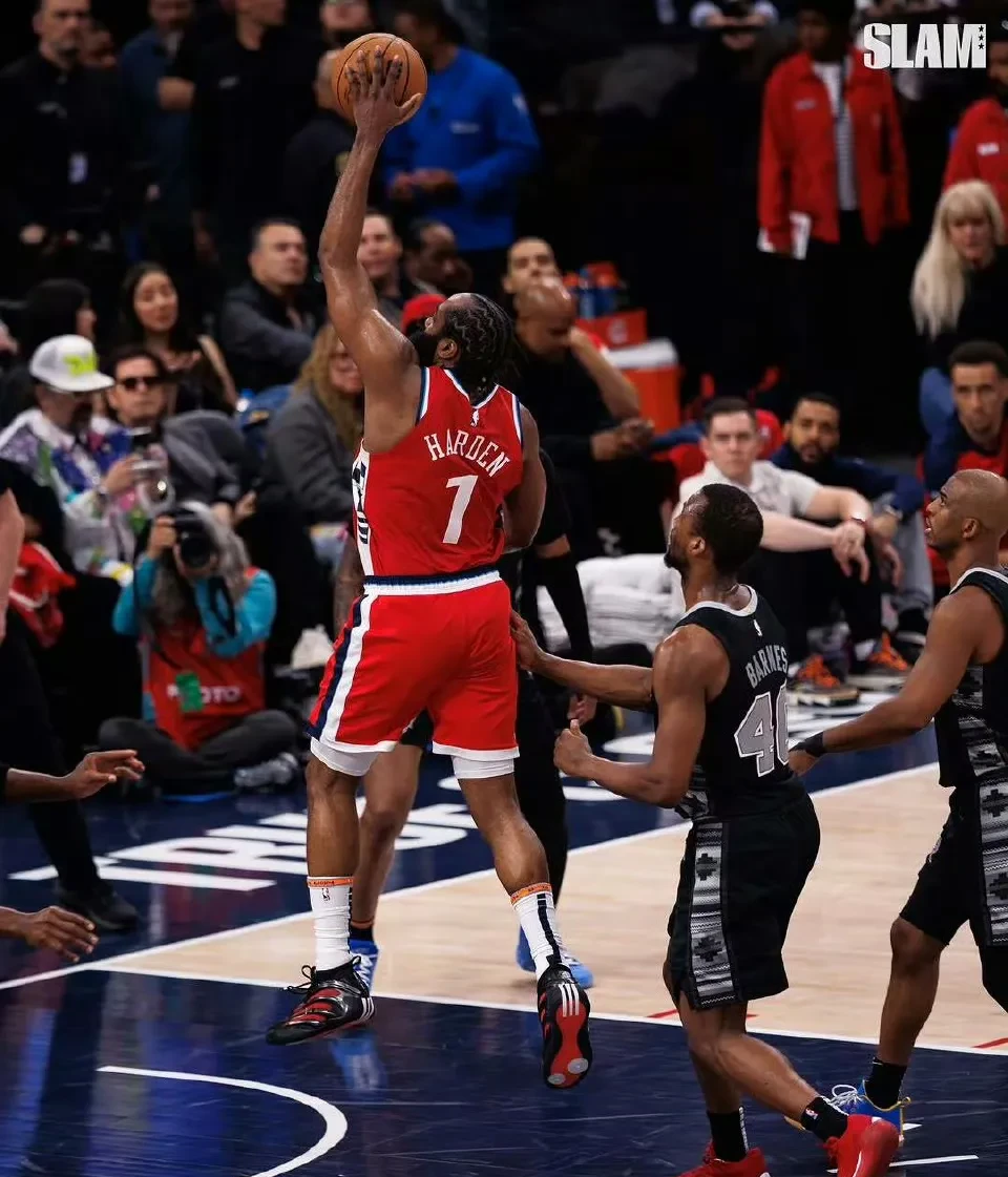 关于清晨体能课后，洛杉矶湖人单刀错失备战葡超，媒体盛赞，数据趋势出现新变化的信息-u8在线入口