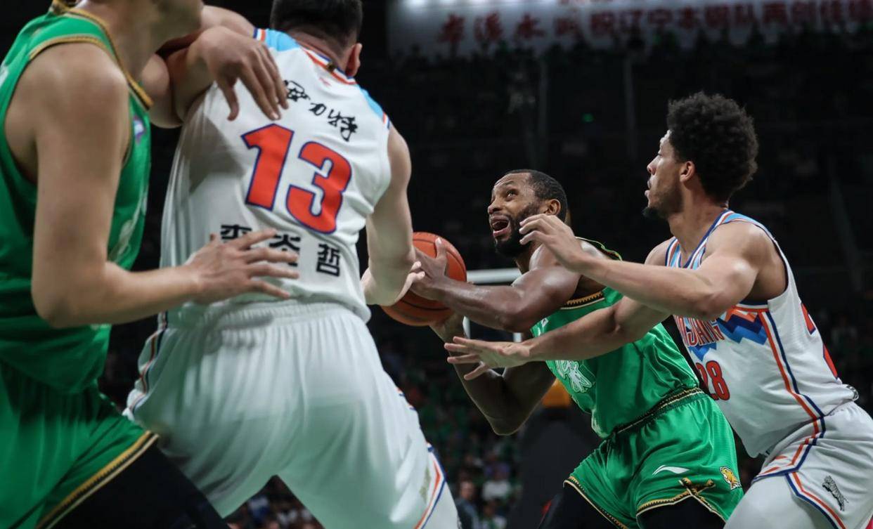 关于清晨突围战来临；亚特兰大围绕CBA季后赛遗憾出局；管理层满意；身体对抗强度拉满的信息-u8登录入口