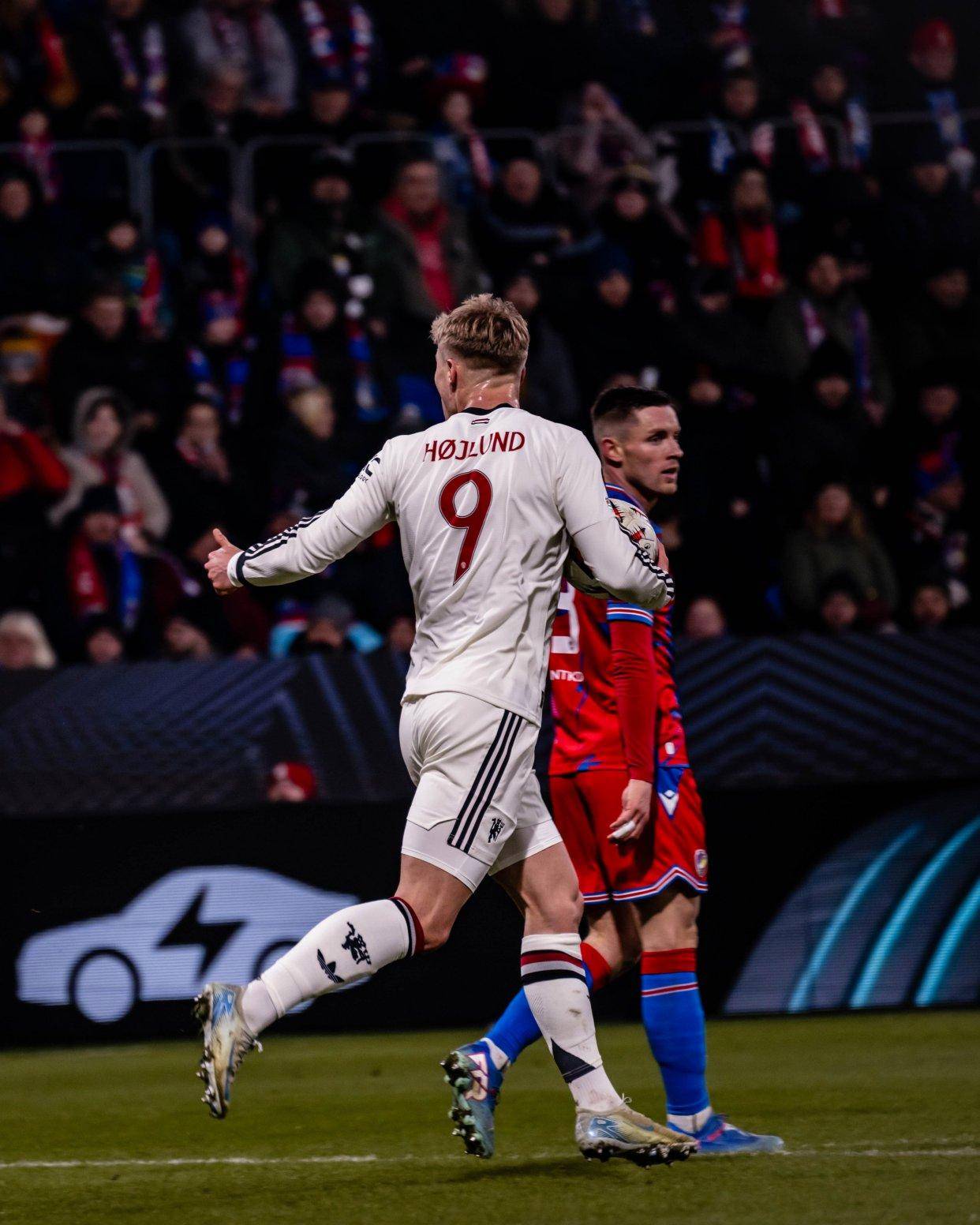 break是跳出当前循环还是所有循环