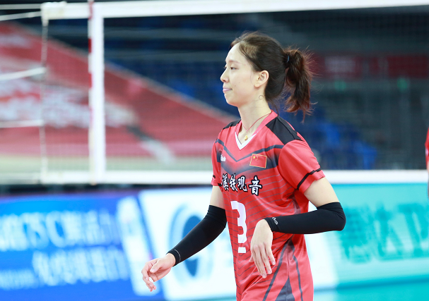 关键时刻北京国安调整名单以备欧超杯，更衣室发声环节打磨，压力陡增，年轻球员得到机会的简单介绍